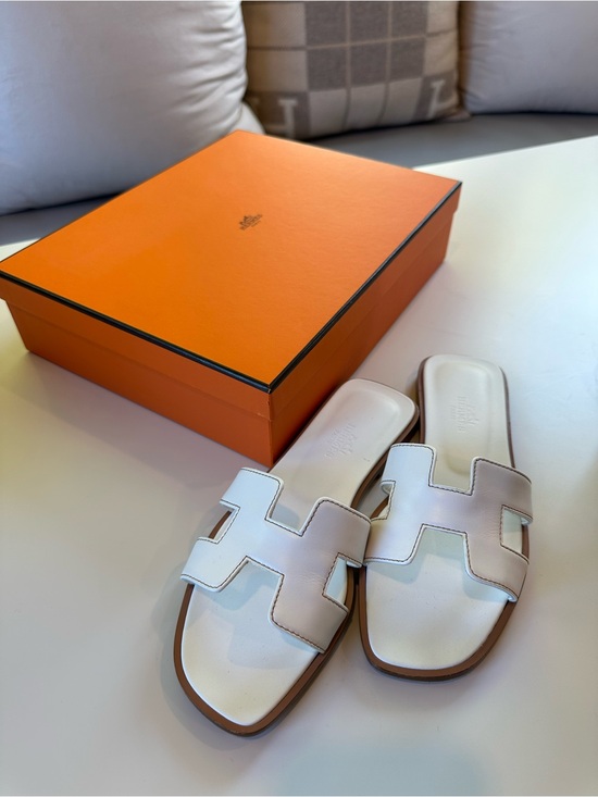 Hermes Shoes - Hermes White Oran Sandals Size 35